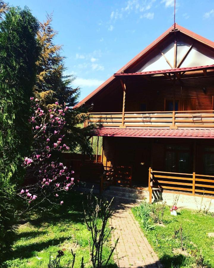 Casa De Vacanta Caciulata Exterior photo